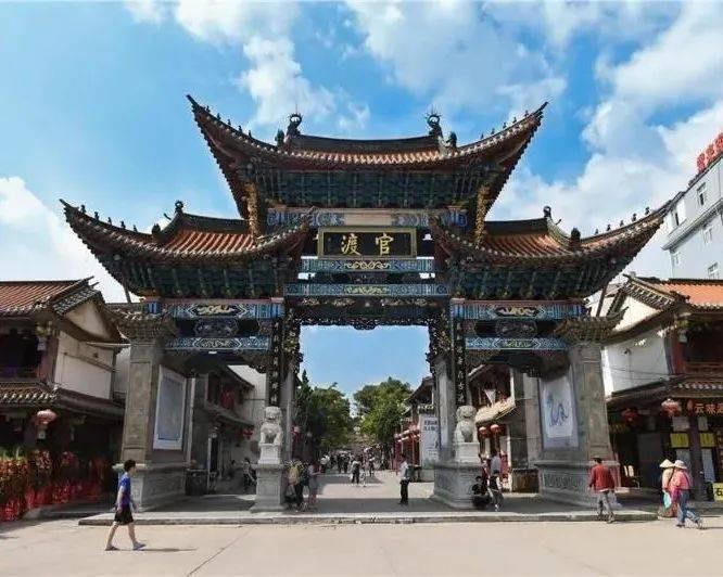 的哥称老太打车不给钱，还大声呼救说司机是小偷：报警了疑是惯犯
